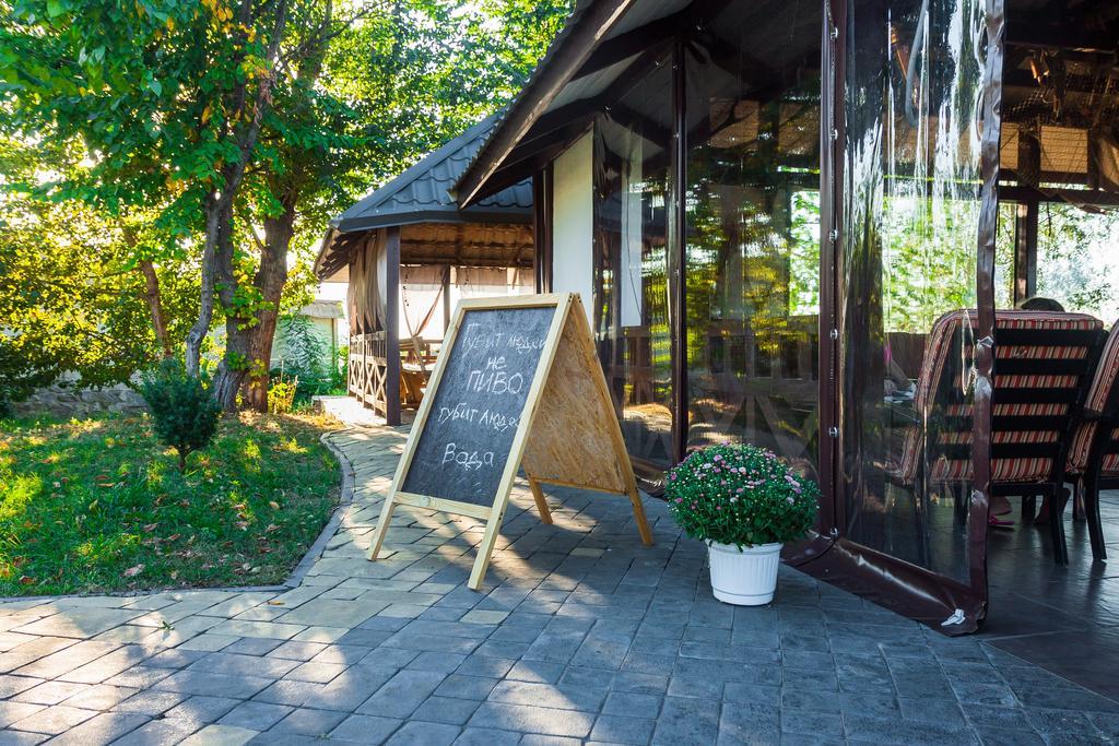 Mayak Resort Kam'yani Potoky Esterno foto